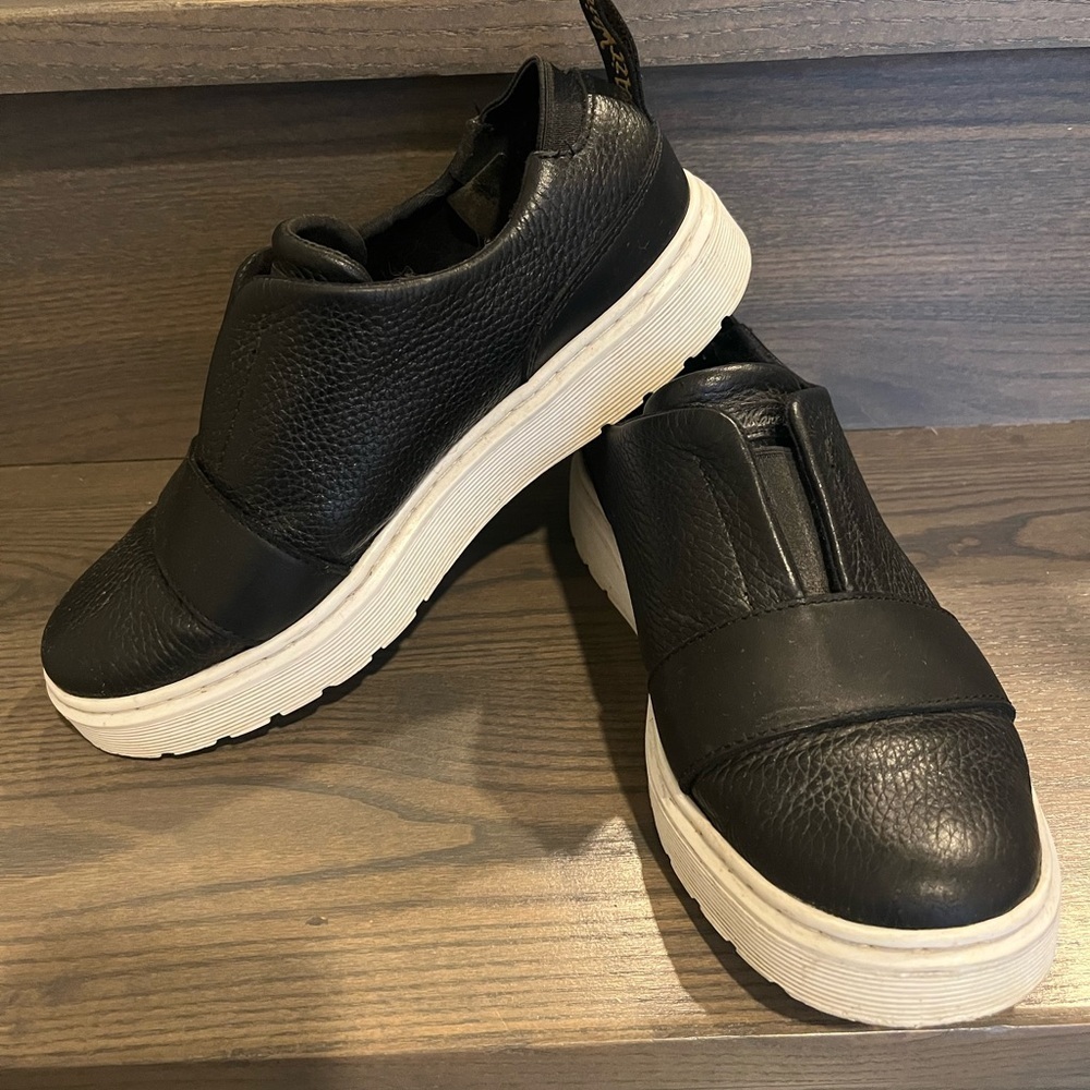 Dr. Marten Lylah Sneaker in Black Size 8